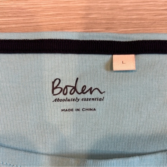 Boden Light Blue Absolutely Essential Boatneck long Sleeve Cotton Tee - Large - Picture 2 of 7